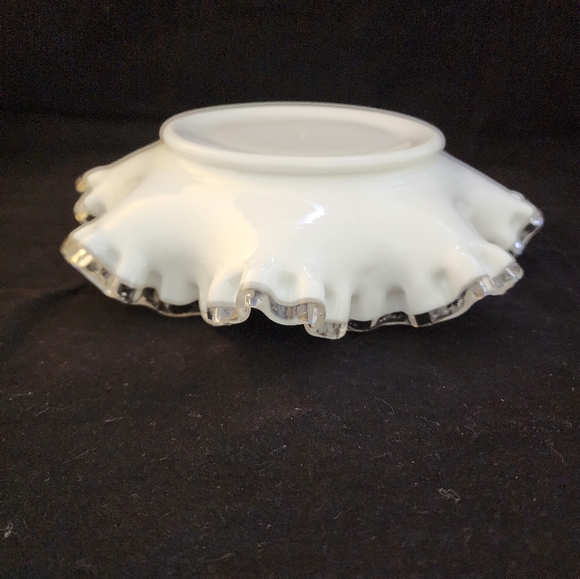Vtg Milk Glass Silver Crest Ruffle Crimped Candy Nut Dish - Picture 9 of 11